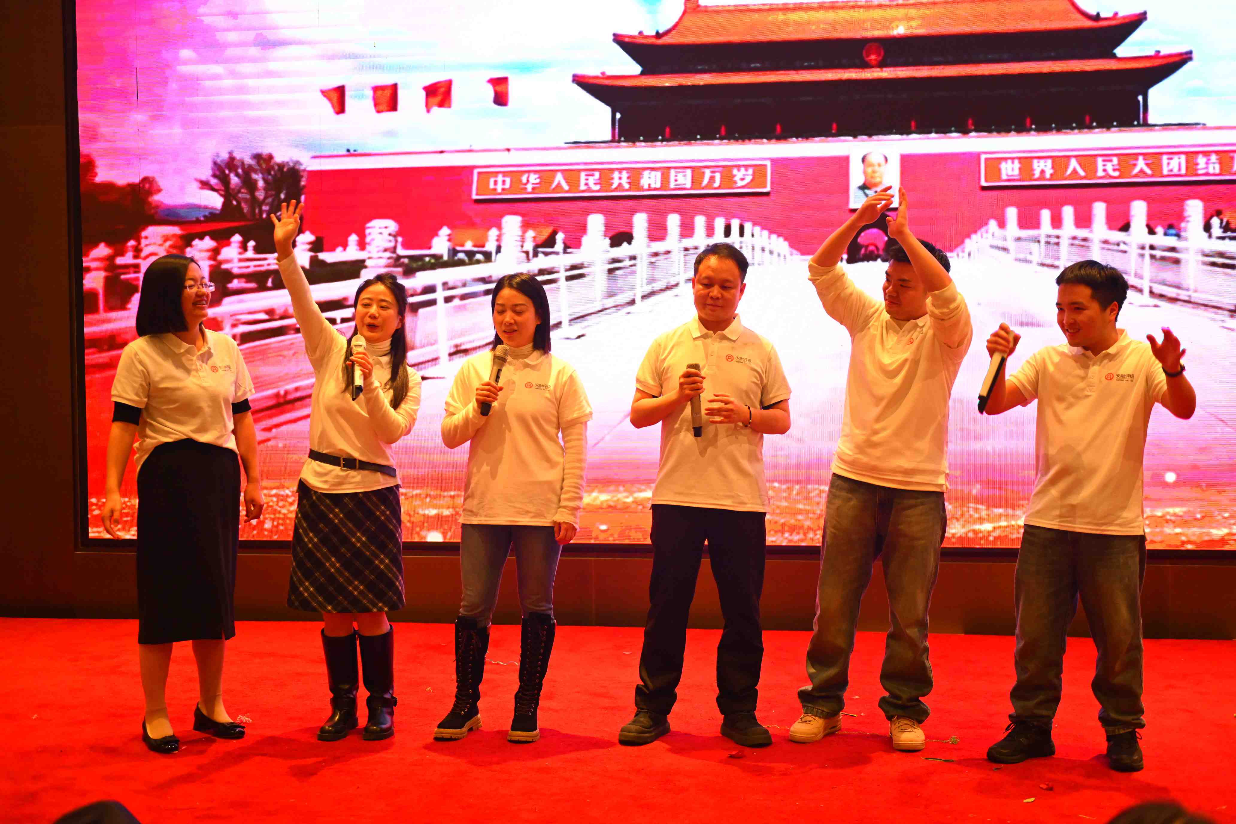 18明天会更好_副本.jpg